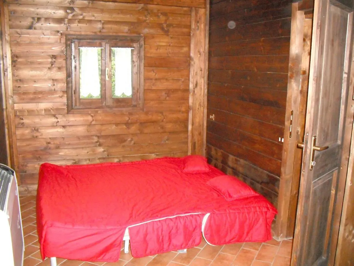 Comfortable Chalet In Giarola With Mountain View Busana 0*,  Italie