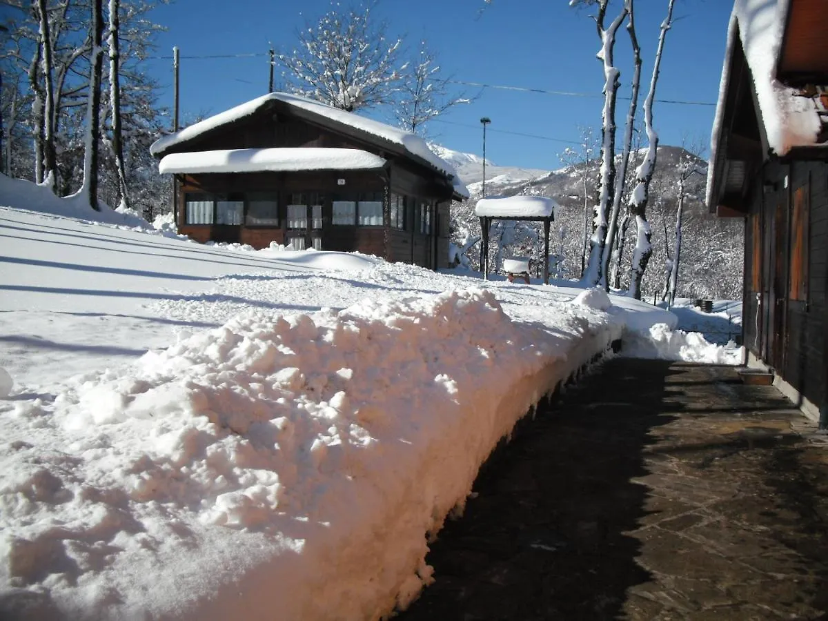 Comfortable Chalet In Giarola With Mountain View Busana Italy